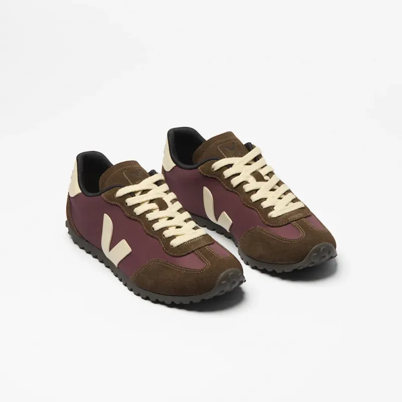 GT W Nolyn Amarante Butter