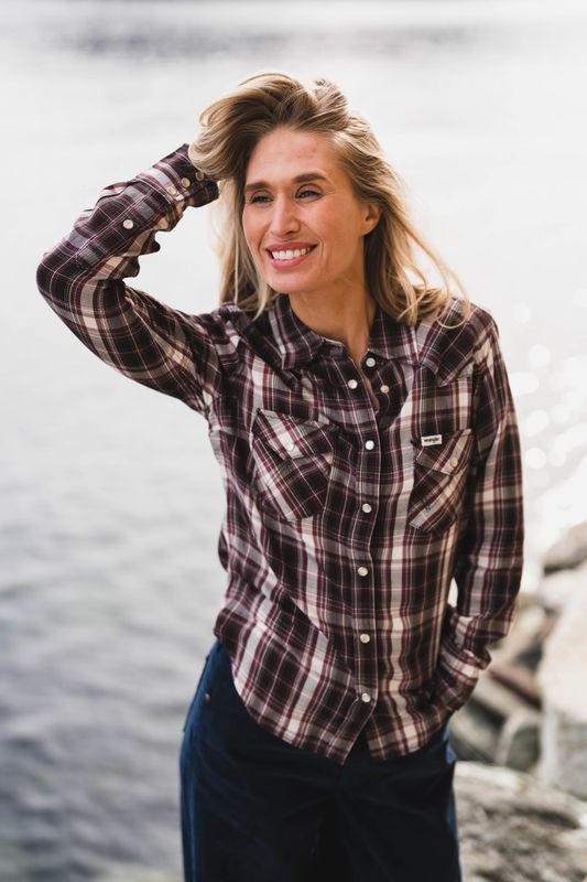Western Shirt Chocolate Torte 