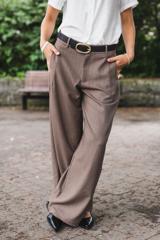 Essiall Pinstripe Pants Taupe 