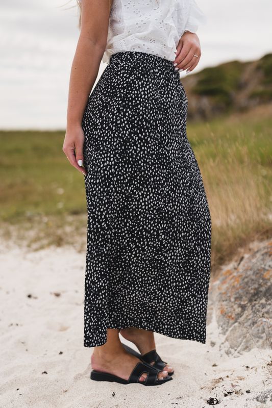 Jace Rhian HW Skirt Aop Black Dot 