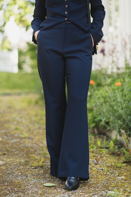 Hovedbilde Kariso Flared Pant Navy Blazer 