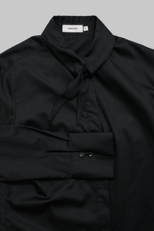 Elsa Knot Collar Black 