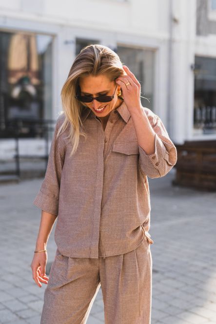 Hovedbilde Jiho Stripe SS Shirt Brown 