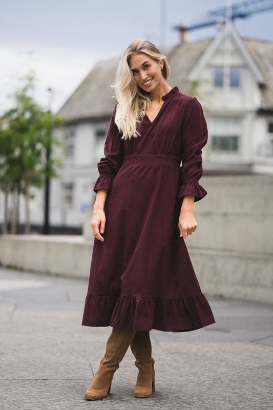 Devotion Dress Burgundy 