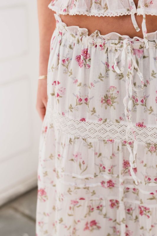 Fippo Spring Flower Skirt Offwhite 