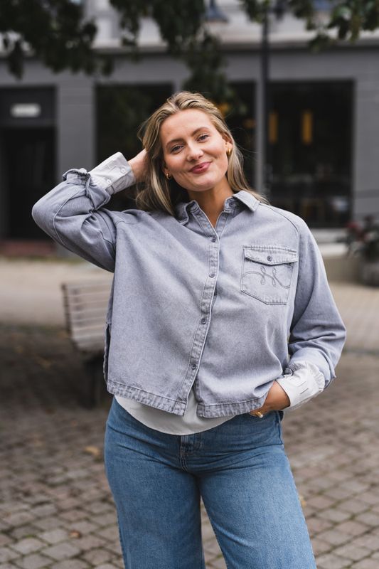 Kylie Grey Shirt Grey 