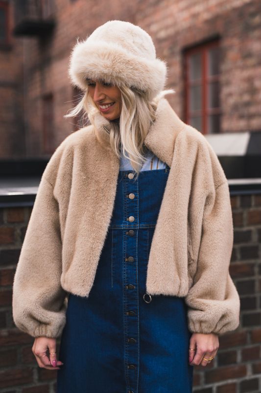 Fera Faux Fur Jacket Creme 