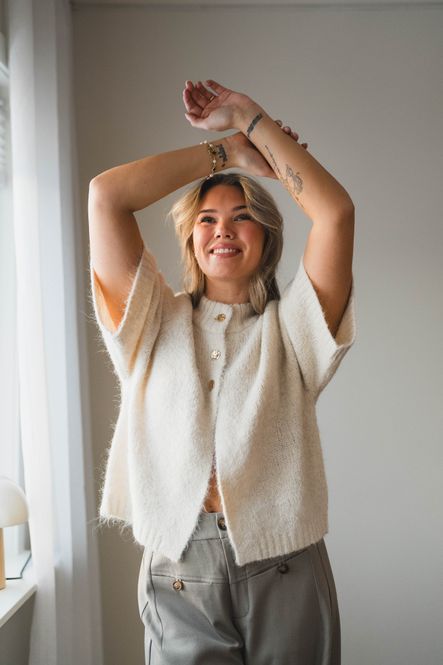 Hovedbilde Benuta Fluffy Knit Cardigan Offwhite 