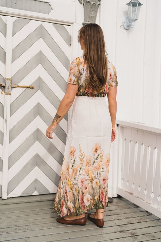 Samira Dress Valley Of Bloom