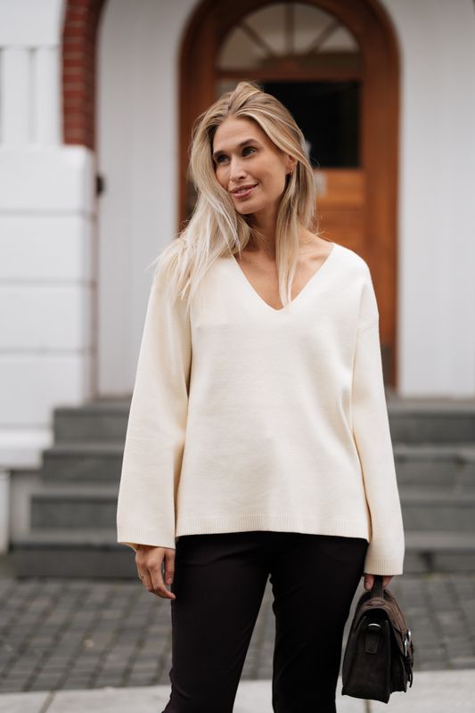 Elma LS V-Neck Knit Pullover Birch 