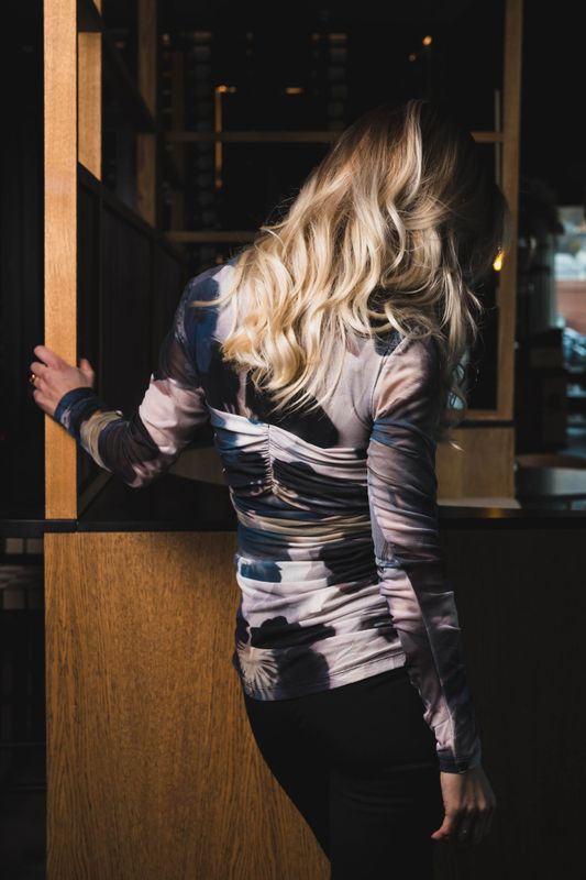 Elionora Sheer Jersey Top Dusty Poppy 