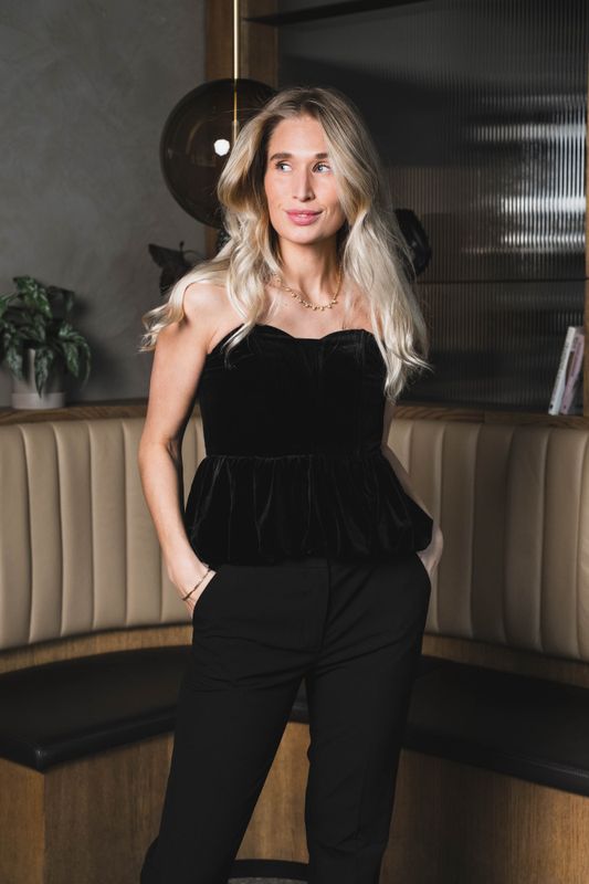 Vessi Velour Balloon Corsage Black 