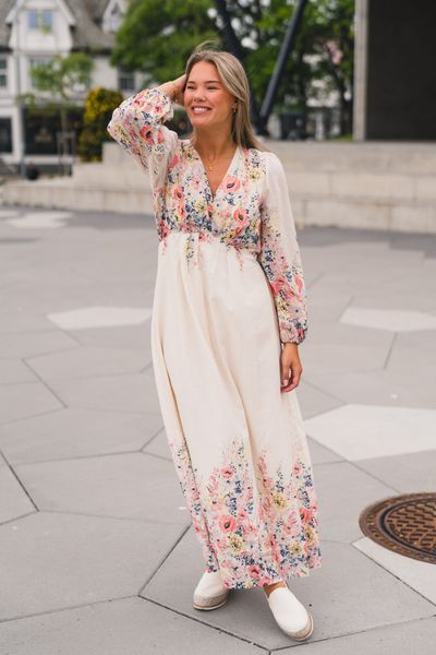 Hovedbilde Silfi Flower Print Dress Creme 