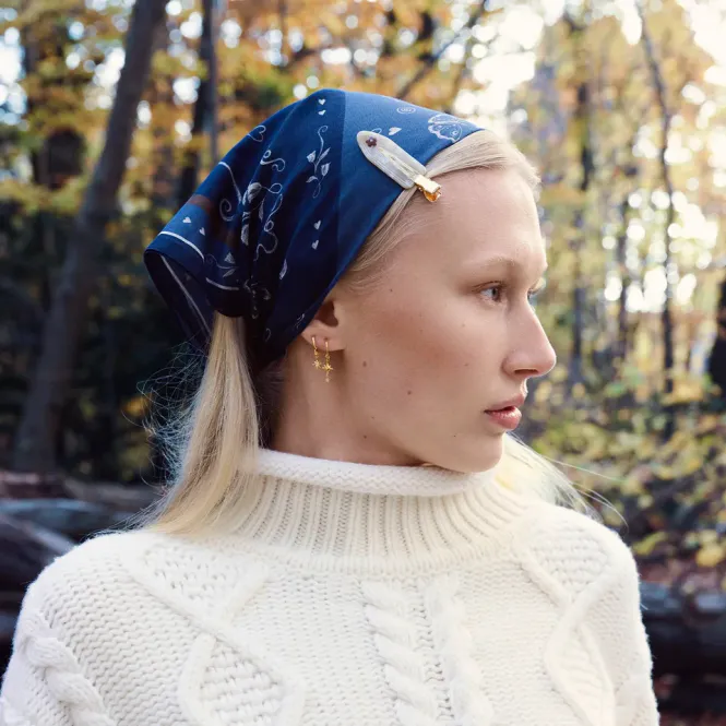 Hovedbilde Olena Skjerf 53x53 Navy