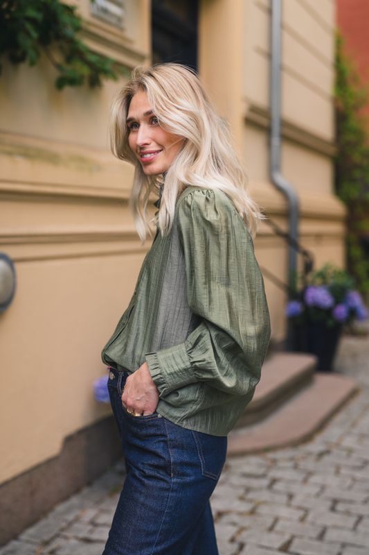 Femine Shirt Olivine 