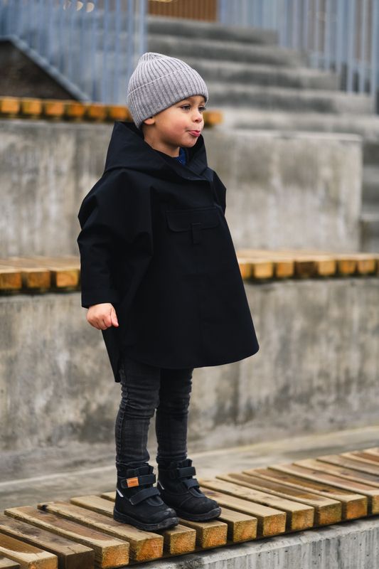 Bergen Poncho Mini Black 